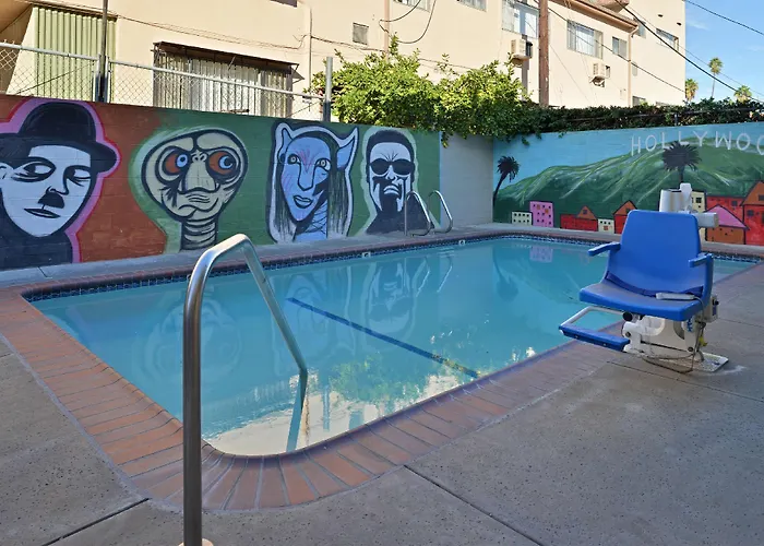 Americas Best Value Inn - Hollywood / Los Angeles