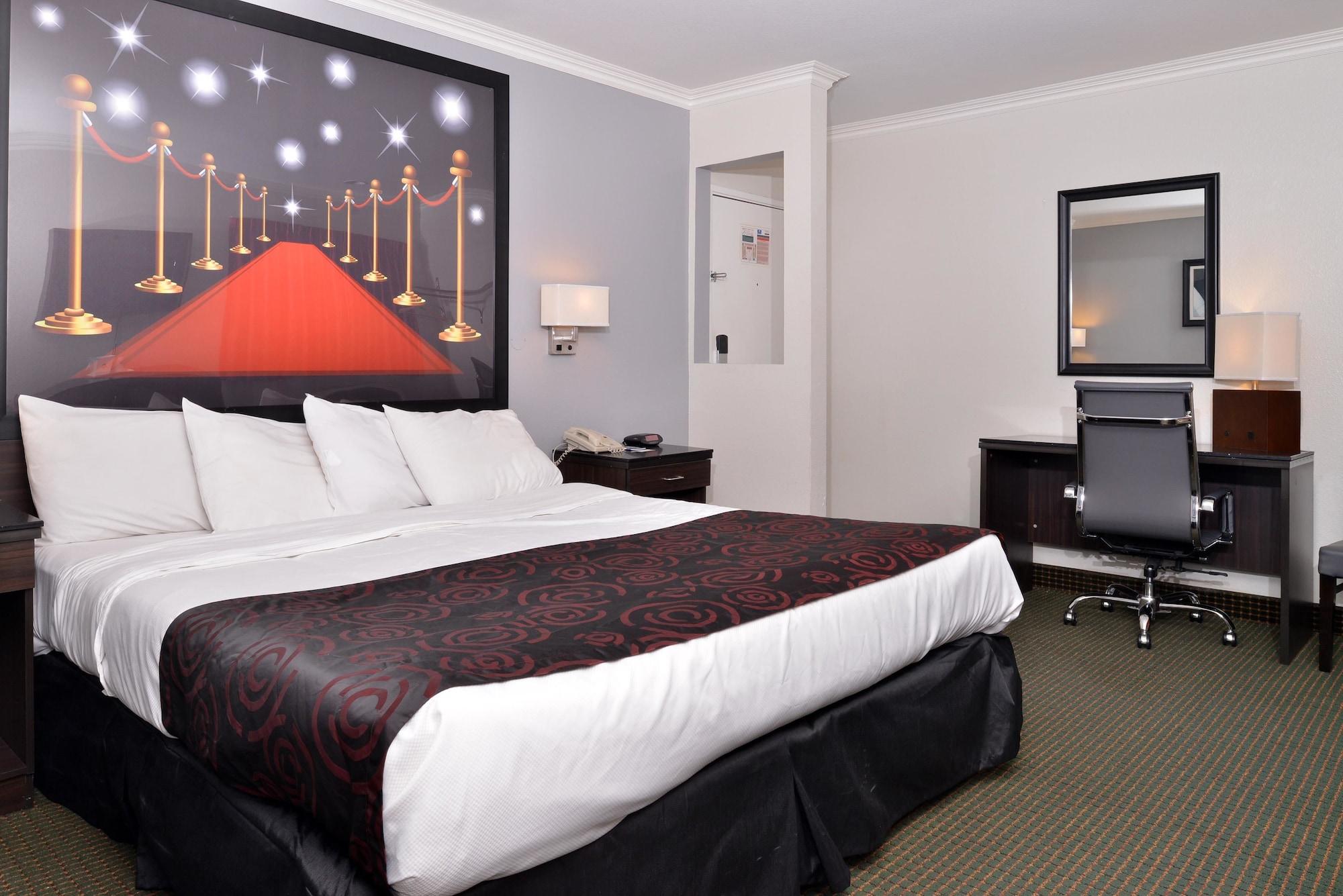 Motel Americas Value Hollywood 2*